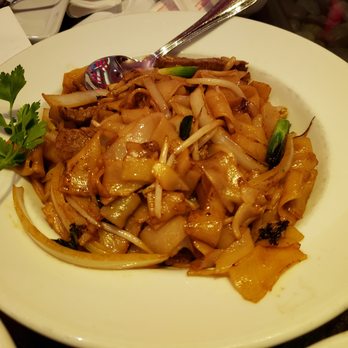 Noodles - Beef Chow Fun - Dim Sum Near Me - Atlantic City, New Jersey
