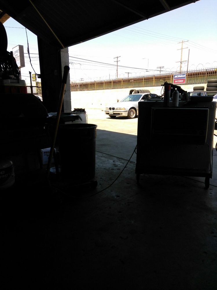 AUTO REPAIR Auto Repair 13238 Sherman Way, North Hollywood