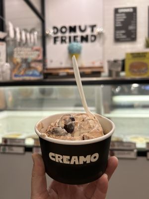 Donut Friend - Silver Lake - Dessert, Ice Cream, Cake & More by null