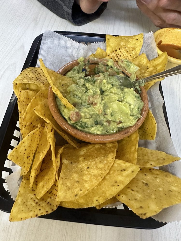 LOS JALAPENO BROTHERS FAMILY RESTAURANT Updated August 2024 21 N