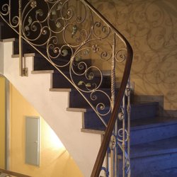 Hotel Brauerei Walter - ... Treppenaufgang zu den Zimmern ...
