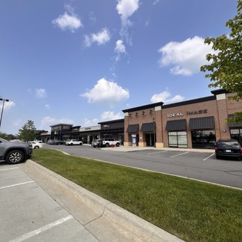 Tulip Nail & Spa - Nail Salons Near Me - Novi, Michigan