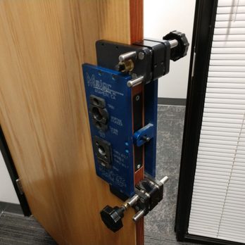 Leading Locksmith - Installing Mortise Locks - Keys & Locksmiths Near Me Leading Locksmith - Installing Mortise Locks - Keys & Locksmiths Near Me