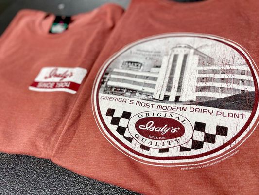 Sweet Memories Vintage Tees & Candy by null