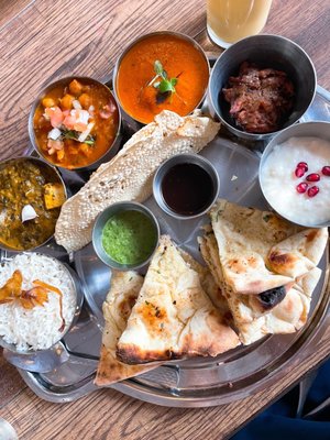 Madam Ji Ki Shaadi by null