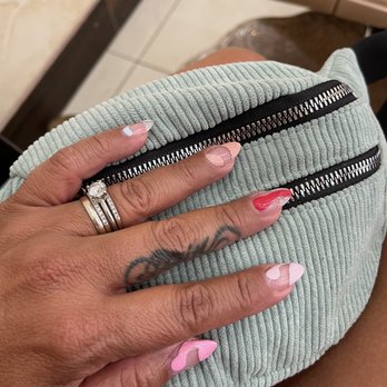 Midland Nail Lounge - Nail Salons Near Me - Midland, Texas