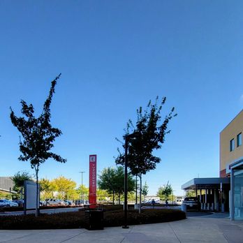 Kaiser ER San Leandro CA - ER entrance - Emergency Rooms Near Me - San Leandro, California Kaiser ER San Leandro CA - ER entrance - Emergency Rooms Near Me - San Leandro, California