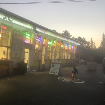 Martha's Dandee Creme - Ice Cream & Frozen Yogurt Near Me - Queensbury, New York