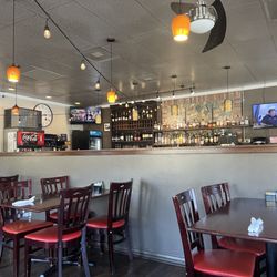 Highway House Restaurant & Bar - Inside and bar area