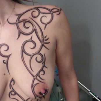 Kipik - Tattoo Near Me - Saint Tropez, 83
