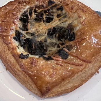 Juniper - Mushroom croissant - Coffee & Tea Near Me - San Francisco, California