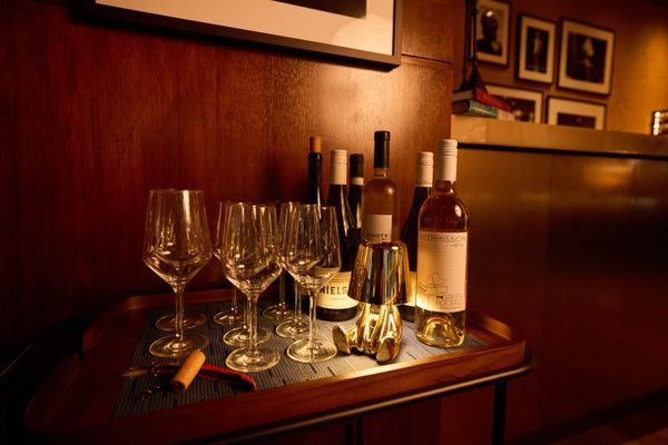 Hudson Local by null