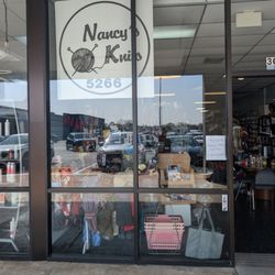 Nancy's Knits - Cozy little yarn shop