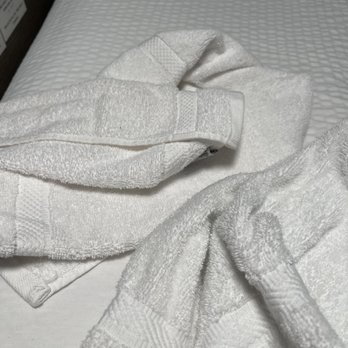 Casiola Orlando - Dirty towels - Resorts Near Me - Orlando, Florida Casiola Orlando - Dirty towels - Resorts Near Me - Orlando, Florida