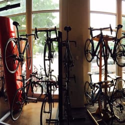 Big Ring Cycles - As one of the Front Range's premier road bike dealers, we carry Cannondale, Cervelo, Pinarello, and Parlee road bikes.