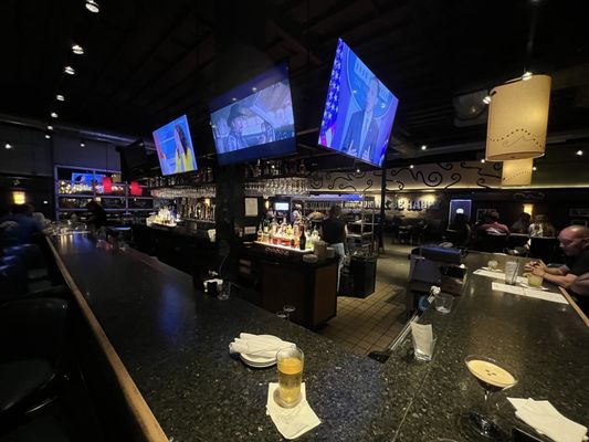 Bar Louie - The District by null