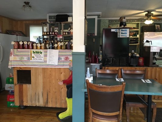 45th Parallel Motel & Restaurant by null