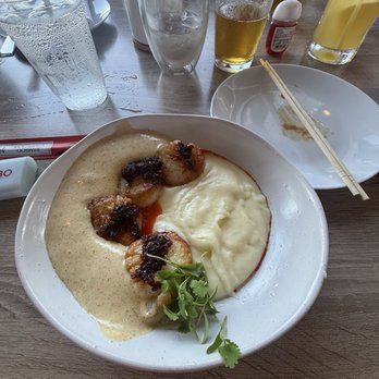 Haven's Harborside - Diver scallops - Cocktail Bars Near Me - Wailuku, Hawaii