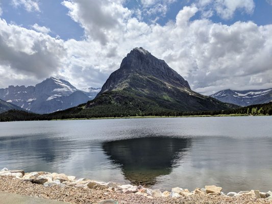 Many Glacier Hotel by null