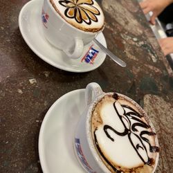 Il Caffè - Must try their Cappuccinos!