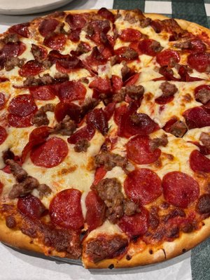 Amici's Pizzeria & Italian by null