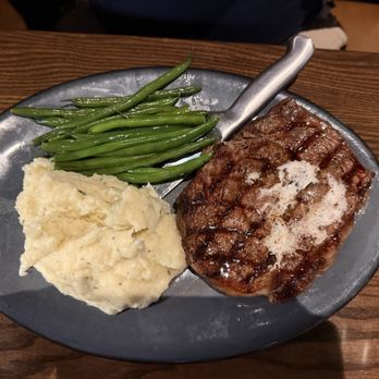 Burtons Grill & Bar - Ribeye - New American Near Me - Mount Pleasant, South Carolina Burtons Grill & Bar - Ribeye - New American Near Me - Mount Pleasant, South Carolina
