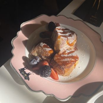 Breaking Dawn Brunch - Cinnamon french toast - Breakfast & Brunch Near Me - Los Gatos, California