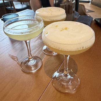 Oto Sushi - Seafoam Bee's Knees (and a Vesper martini) - Sushi Bars Near Me - Laguna Beach, California Oto Sushi - Seafoam Bee's Knees (and a Vesper martini) - Sushi Bars Near Me - Laguna Beach, California