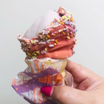 The Pastry Project - Purple Vanilla with strawberry passionfruit dip and pastel sprinkles - Cooking Classes Near Me - Seattle, Washington The Pastry Project - Purple Vanilla with strawberry passionfruit dip and pastel sprinkles - Cooking Classes Near Me - Seattle, Washington