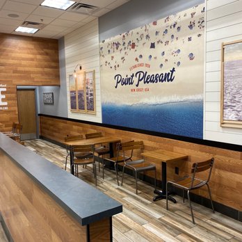 Jersey Mike's Subs - Seating area - Fast Food Near Me - Layton, Utah