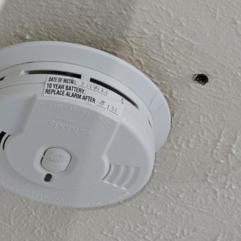 Vanguard Property Management - Smoke detector in my unit wasn't properly installed - Property Management Near Me - Lakewood, Ohio Vanguard Property Management - Smoke detector in my unit wasn't properly installed - Property Management Near Me - Lakewood, Ohio