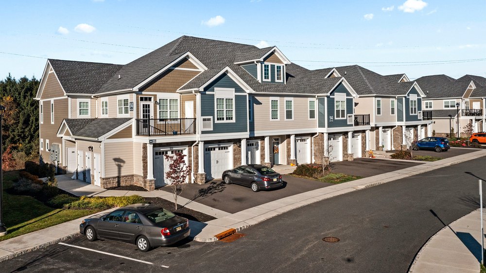 AUTUMN RIDGE AT LOPATCONG Updated June 2024 84 Photos 1500 Hyde