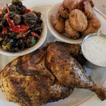 Lincoln Yard - Chicken dinner - Comfort Food Near Me - Birmingham, Michigan Lincoln Yard - Chicken dinner - Comfort Food Near Me - Birmingham, Michigan