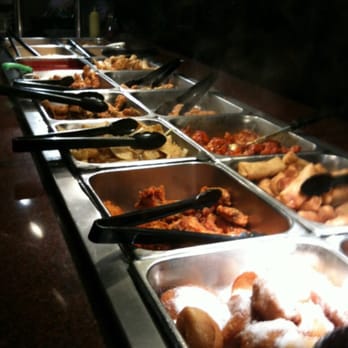 Buffet World - a variety of food in a buffet - Buffets Near Me - Houston, Mississippi
