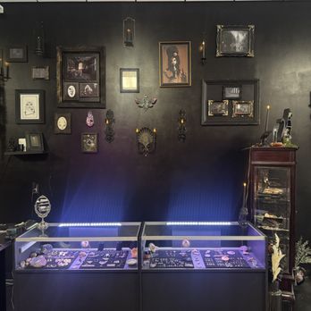 Obsidian Body Piercing - Piercing Near Me - Tacoma, Washington Obsidian Body Piercing - Piercing Near Me - Tacoma, Washington