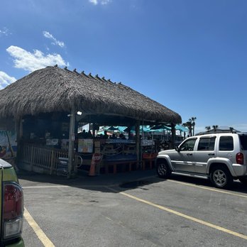 Hernando Beach Tropical Grille - Walking up to restaurant/exterior - American Near Me - Hernando Beach, Florida