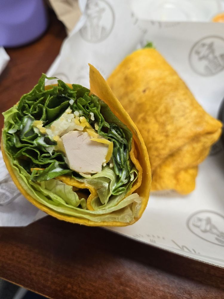 SLIM CHICKENS Updated August 2024 201 Photos & 69 Reviews 555 S