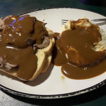 Dirtwater Springs - Hot beef sandwich (Looked so delicious I took a bite before I remembered to take a pic!) - American Near Me - Apache Junction, Arizona