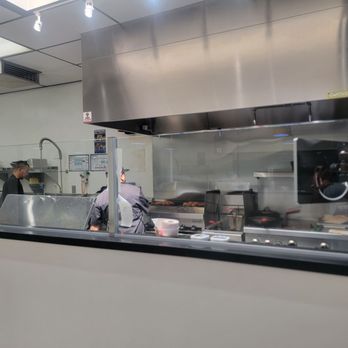 Pop’s Fresh Mediterranean - The open kitchen - Mediterranean Near Me - Alhambra, California Pop’s Fresh Mediterranean - The open kitchen - Mediterranean Near Me - Alhambra, California