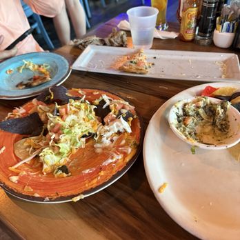 Mulligans Beach House Bar & Grill - Seafood Near Me - Vero Beach, Florida