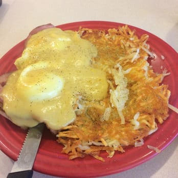 Egg House Cafe - Egg bennidict - Cafes Near Me - Crystal, Minnesota