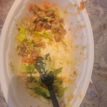 Chipotle Mexican Grill - DO NOT GO HERE EVER IF YOU CARE ABOUT YOUR HEALTH!!!!!!! - Fast Food Near Me - Cabazon, California