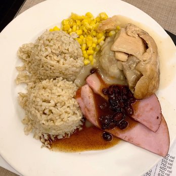 Zippy's Vineyard - Turkey and baked ham combo with corn and brown rice - Diners Near Me - Honolulu, Hawaii Zippy's Vineyard - Turkey and baked ham combo with corn and brown rice - Diners Near Me - Honolulu, Hawaii