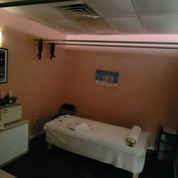 Oasis Spa - Couples Massage Room