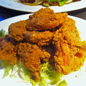 Cô Đô Hue - Spicy crispy chicken wings ($10.95) - Vietnamese Near Me - Edmonton, Alberta Cô Đô Hue - Spicy crispy chicken wings ($10.95) - Vietnamese Near Me - Edmonton, Alberta