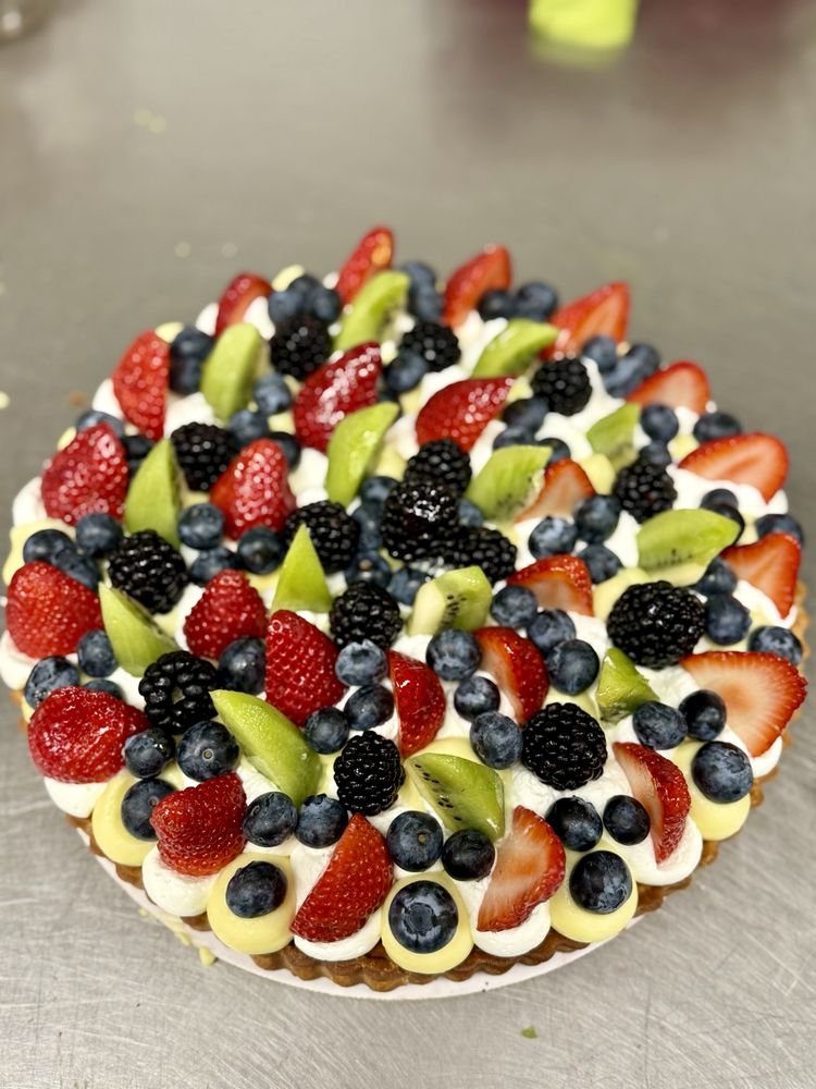 Hilton Head Social Bakery Logo