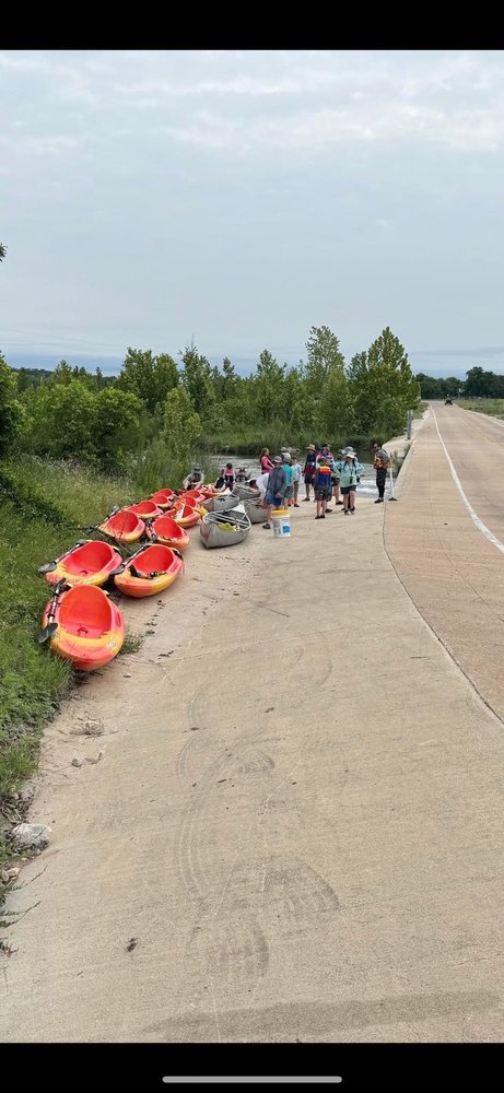 Bloody Bucket Kayaks and Canoes Logo