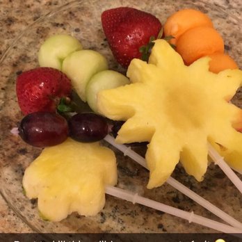 Edible Arrangements - a bunch of fruit arranged on skewers - Gift Shops Near Me - Twinsburg, Ohio Edible Arrangements - a bunch of fruit arranged on skewers - Gift Shops Near Me - Twinsburg, Ohio