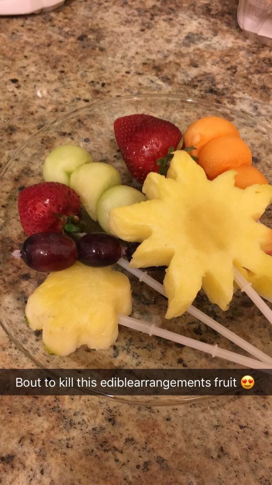 EDIBLE ARRANGEMENTS Updated July 2024 12 Reviews 9224 Darrow Rd