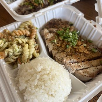 Pioneer Saloon - Ahi Steak Platter - Japanese Near Me - Honolulu, Hawaii Pioneer Saloon - Ahi Steak Platter - Japanese Near Me - Honolulu, Hawaii